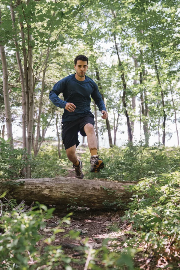 TRAIL RUNNING